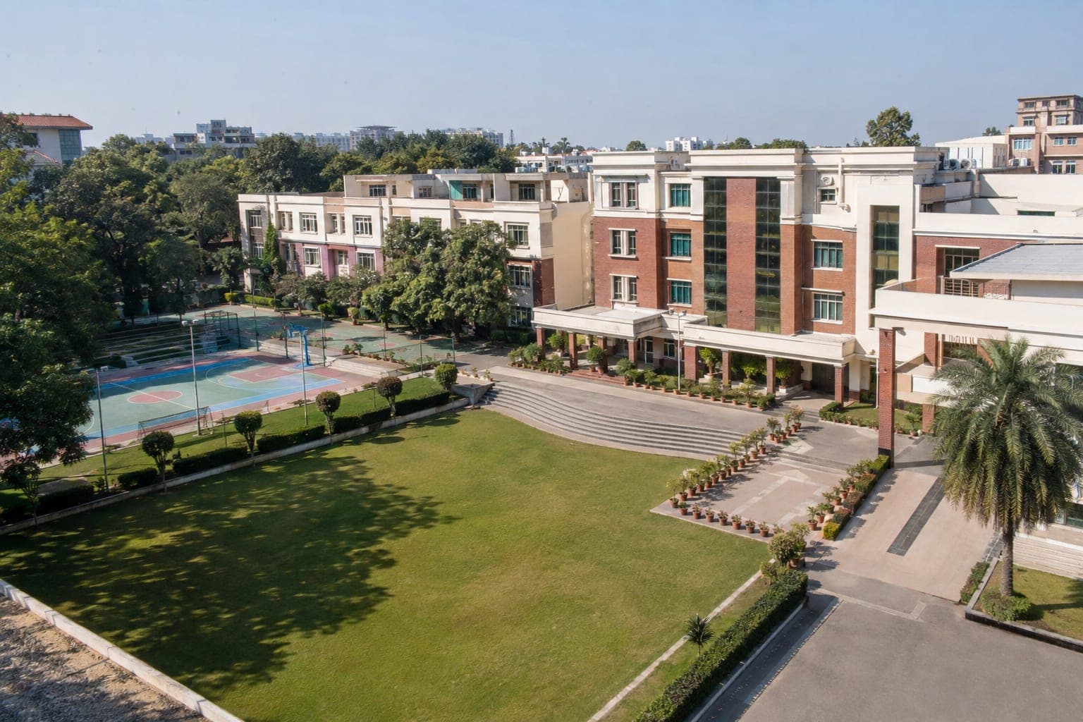 CBSE School for Sale in South Delhi | 2.1 Acres | 3,000 Students | ₹125 Cr Investment Opportunity — educational_institute in Delhi