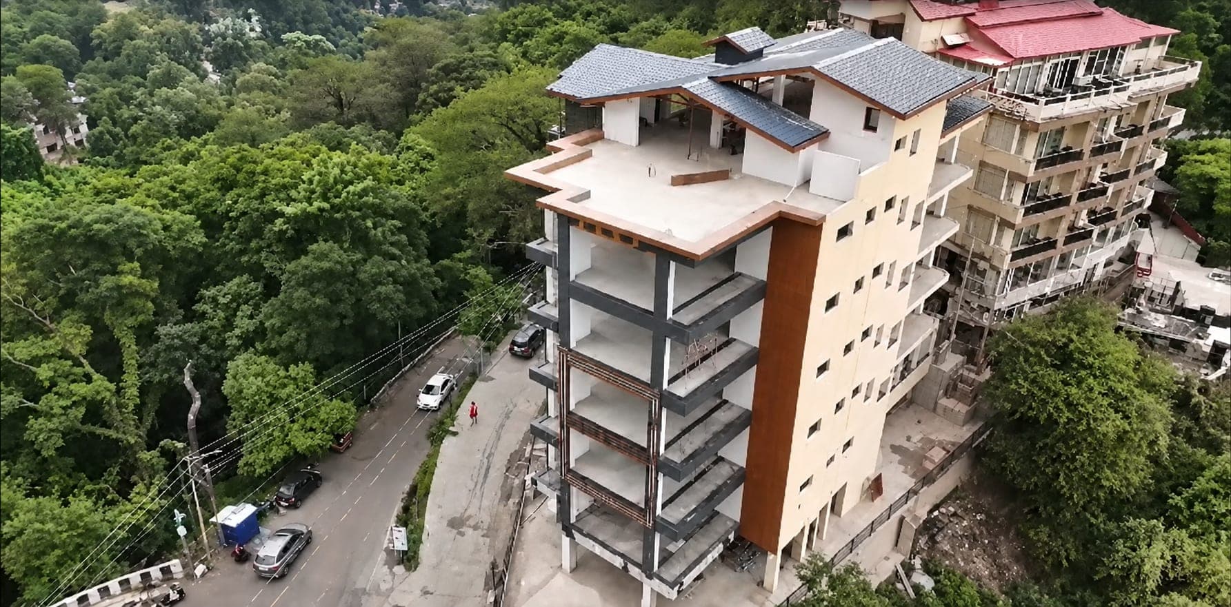 Commercial Building for Lease in Dharamshala | Prime Location | ₹95/Sq Ft — commercial_building in Dharamshala