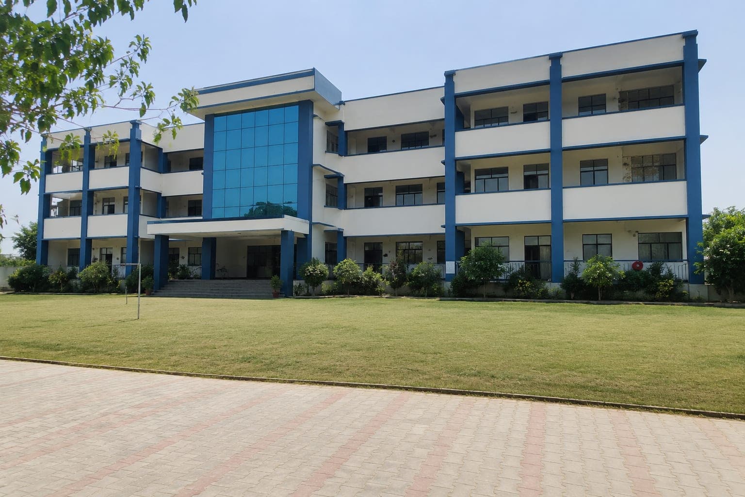CBSE School for Sale in Greater Noida Ecotech 1| 500+ Students | ₹50 Cr - Image 1
