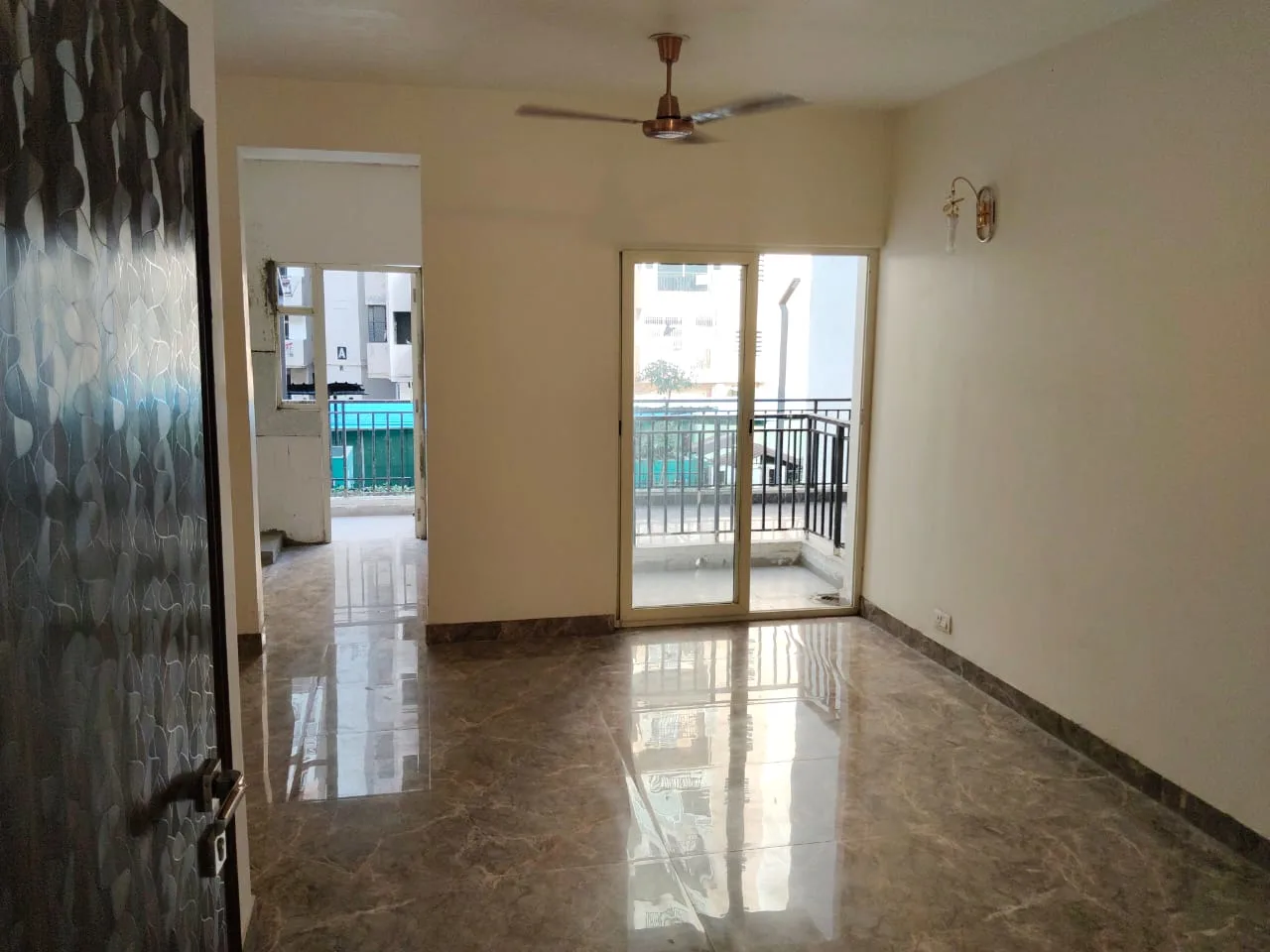 2+1 BHK Flat for Sale in Panchsheel Wellington, Crossings Republik, Ghaziabad | Fully Furnished | Ready to Move | 1,450 Sq Ft | ₹1.20 Cr - Image 1